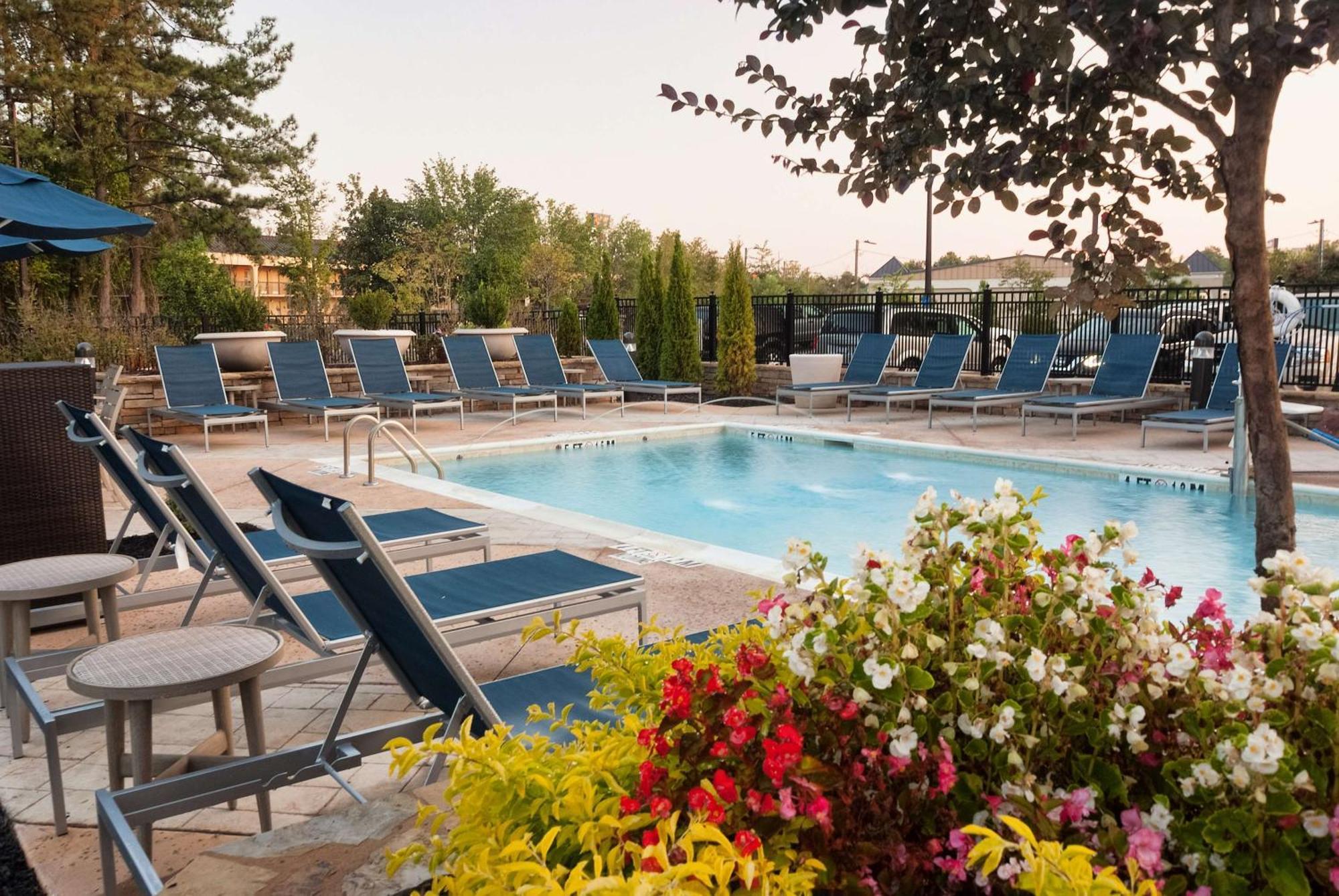 Hampton Inn & Suites By Hilton Augusta-Washington Rd Bagian luar foto